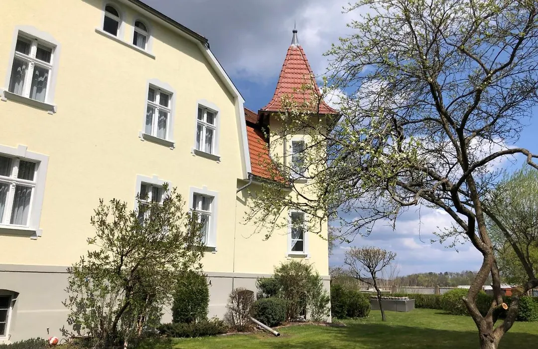 Gast-& Logierhaus Am Rheinsberger See-1
