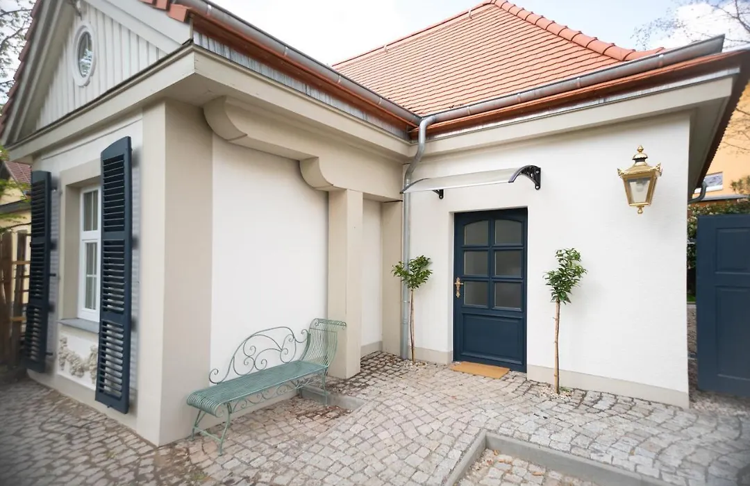 Privatsphäre im Kutscherhaus der Villa Golding-1