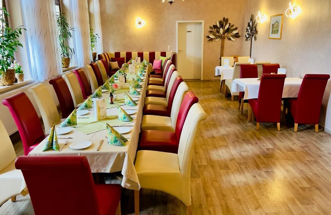 Traditionsgasthaus Goldener Löwe Riesa-1