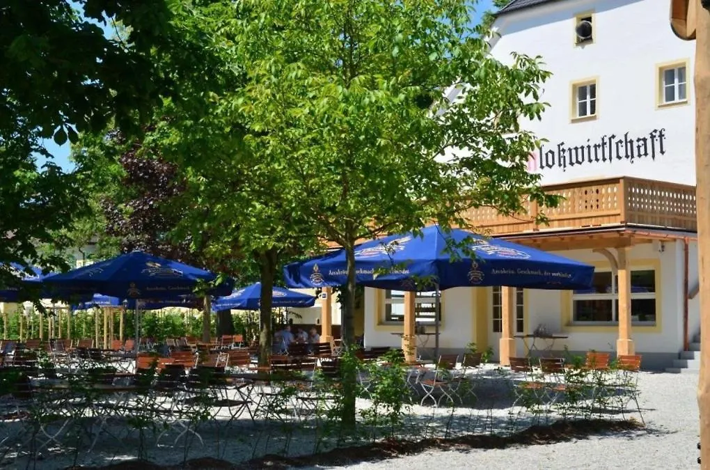 Schlosswirtschaft Moos-1