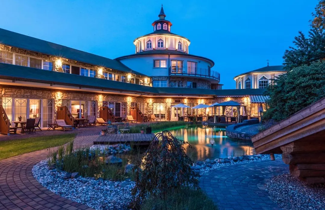 Wellnesshotel Seeschlößchen - Privat- Spa&Naturresort-1
