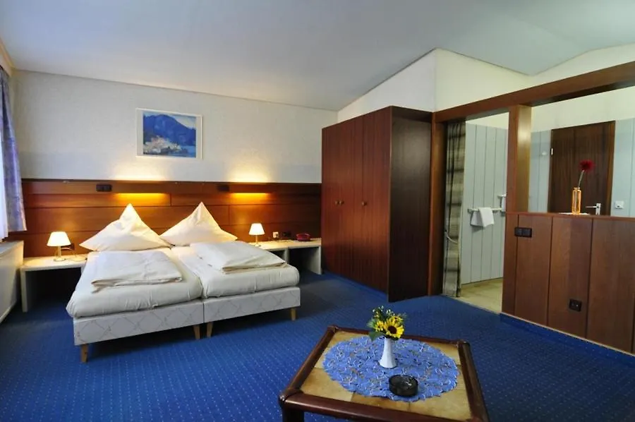 Ff&E City Hotel Saarbruecken-1
