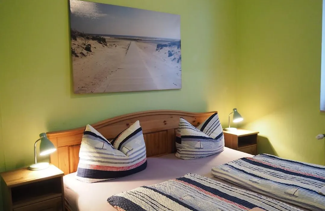 Friesenmeer Ferienwohnung Fünf-1