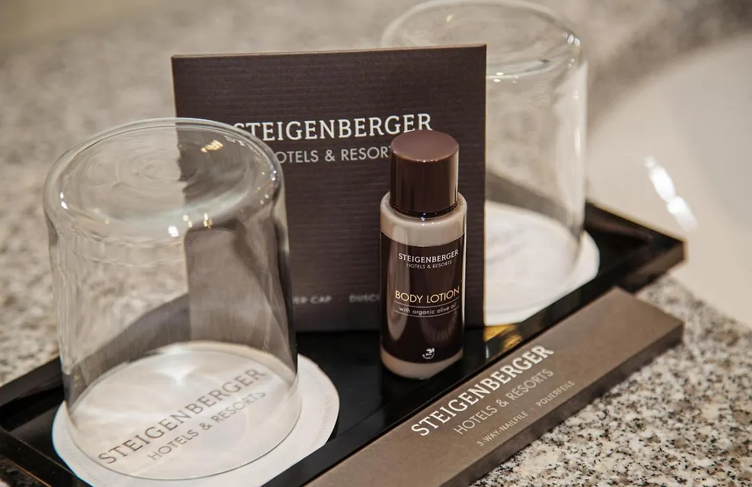 Steigenberger Airport Hotel Berlin-1