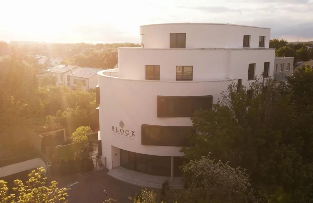 Block Hotel & Living-1