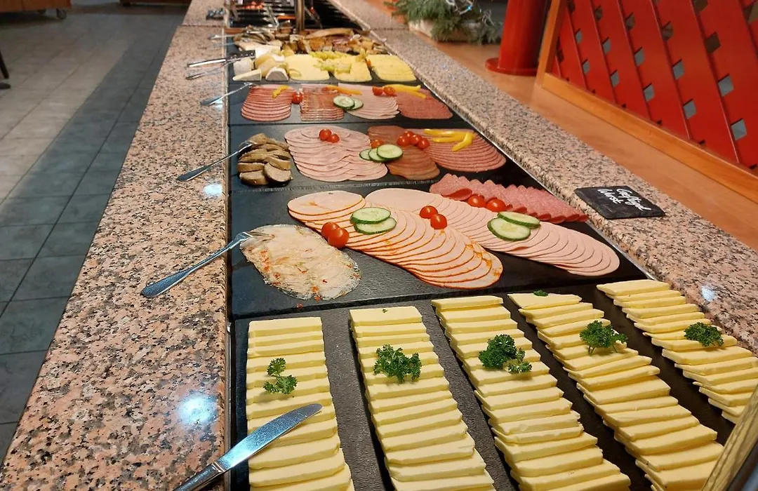 Sporthotel Neuruppin - Apartmenthaus mit Ferienwohnungen-1