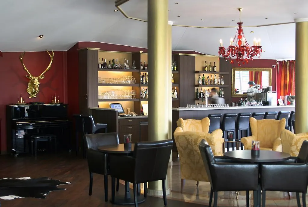 Columbia Hotel Bad Griesbach-1