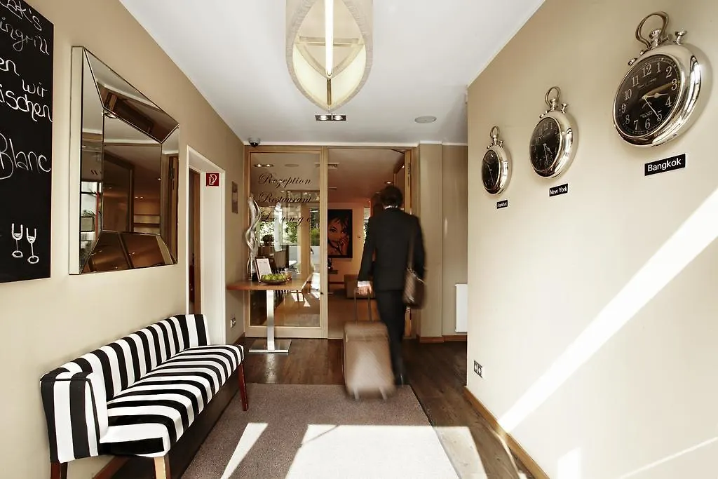Hotel Bonjour-1