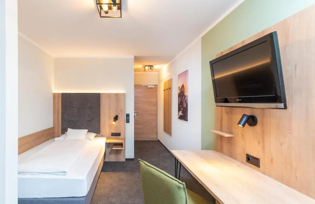 Hotel Schwan-1
