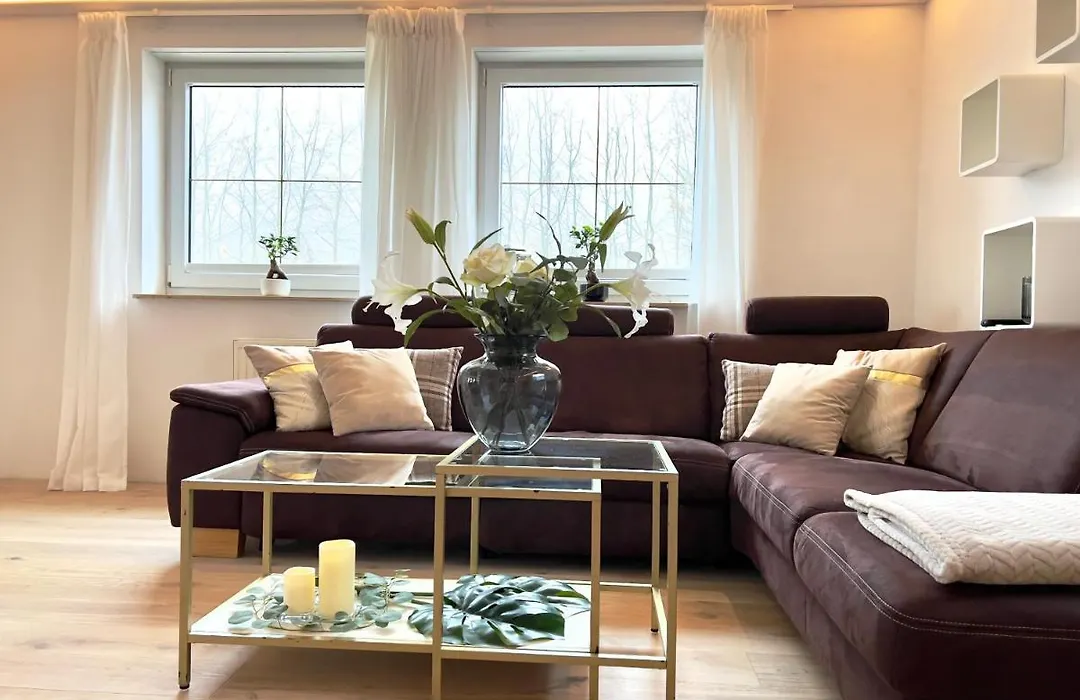 Luxus Ferienhaus Erzgebirge in Alleinlage-1