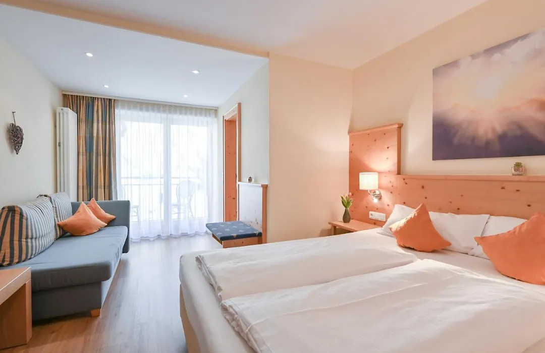 Hotel Alpenstuben-1