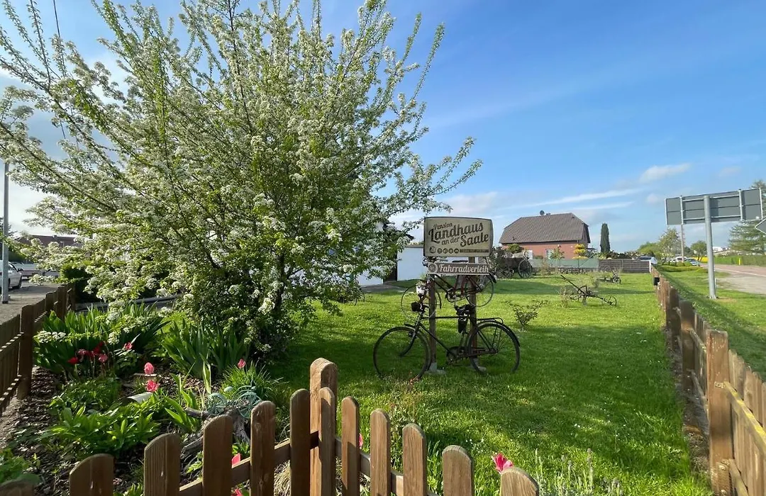 Pension Landhaus an der Saale-1