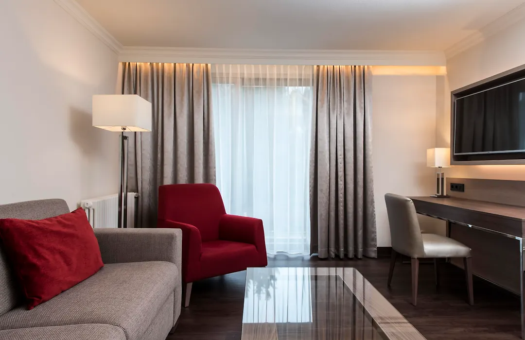 Radisson Blu Badischer Hof Hotel-1