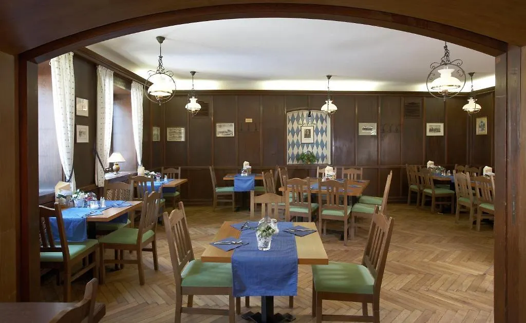 Altstadt-Hotel Zieglerbräu-1