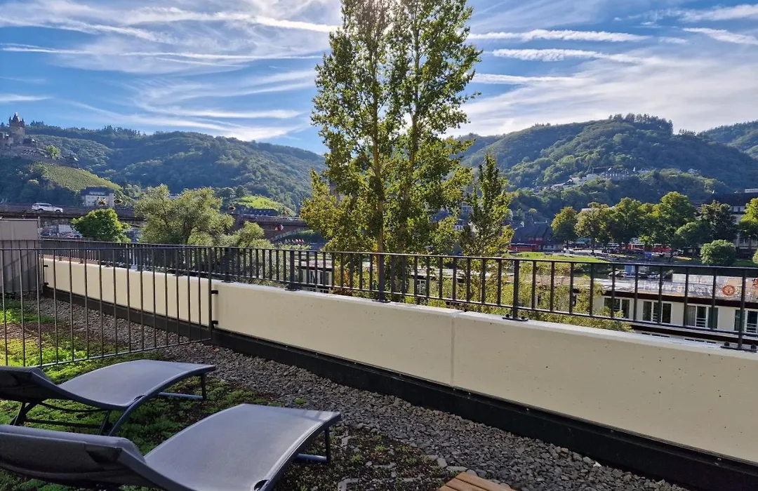 Vivamosel: Appartement mit Mosel&Burgblick - Balkon - Parken - Aufzug - Fahrradraum-1