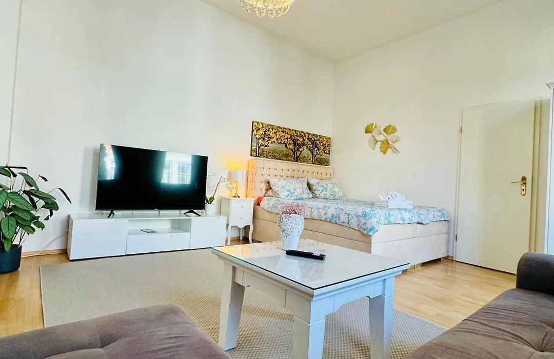 Wohnung am Schlossgarten-1