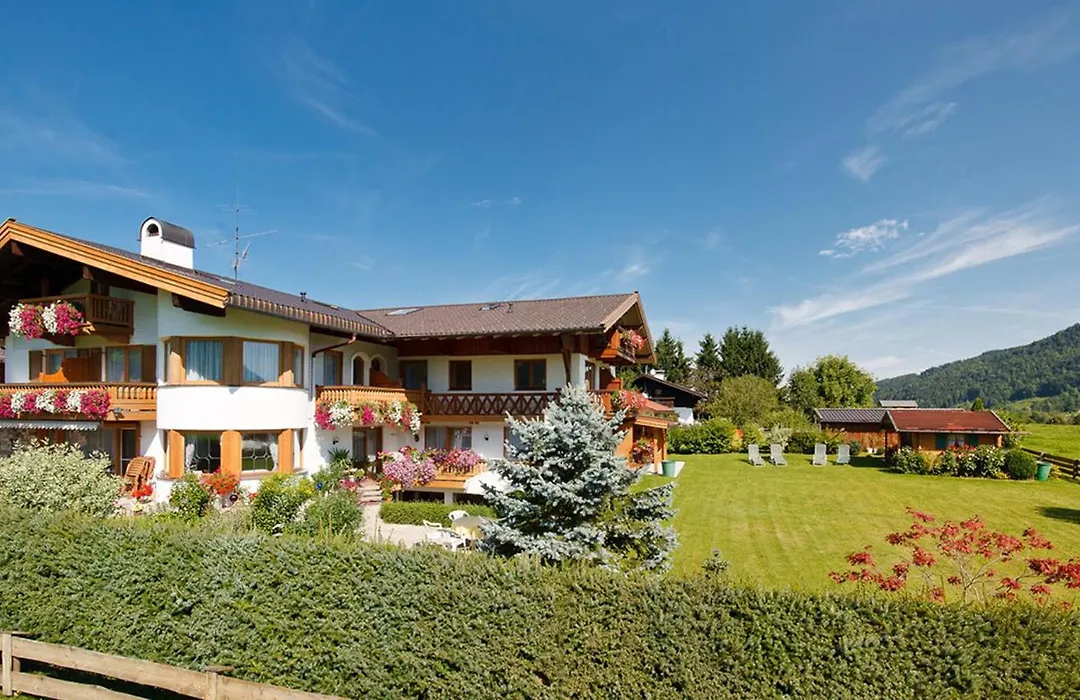 Haus Jäger - Ferienwohnungen-1