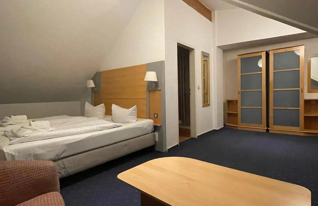 Hotel Zum Strand-1