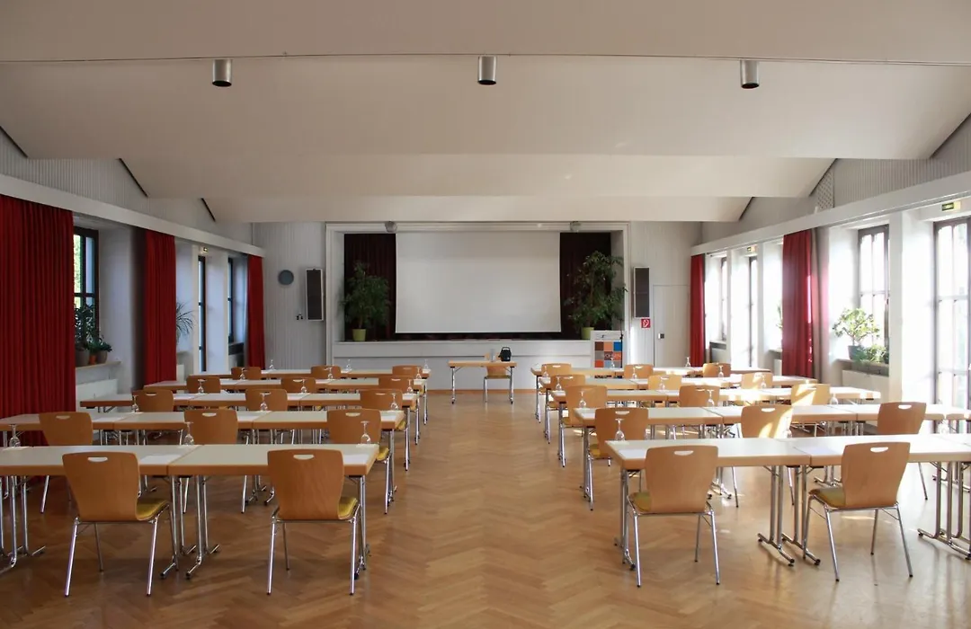 Hotel am Regenbogen-1