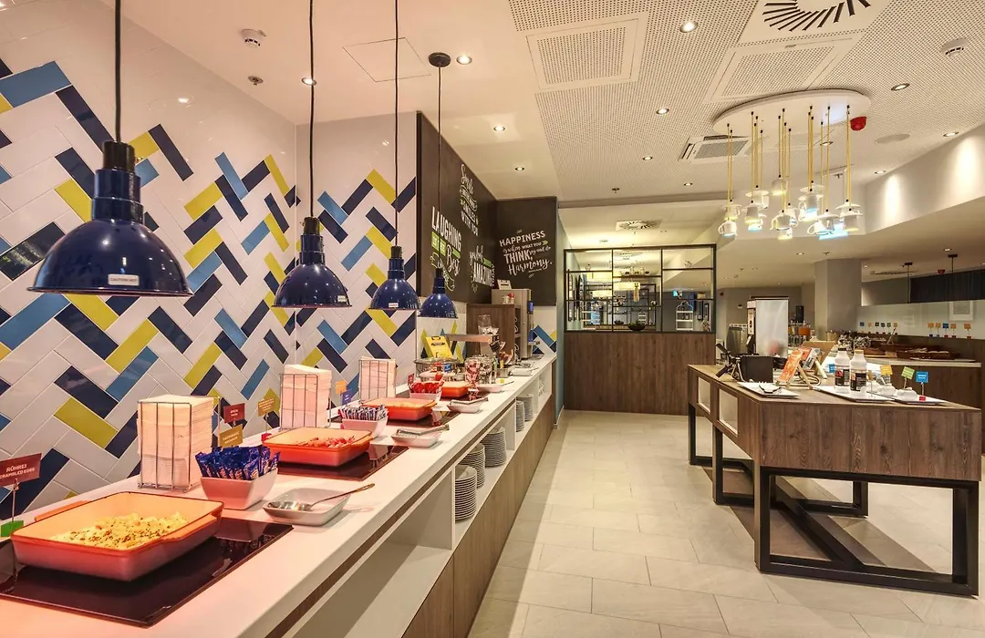 Hampton By Hilton Stuttgart City Centre-1