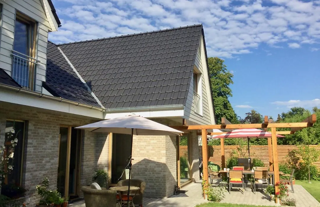 Moorblick! Große Dachwohnung mit Kamin und Sauna-1
