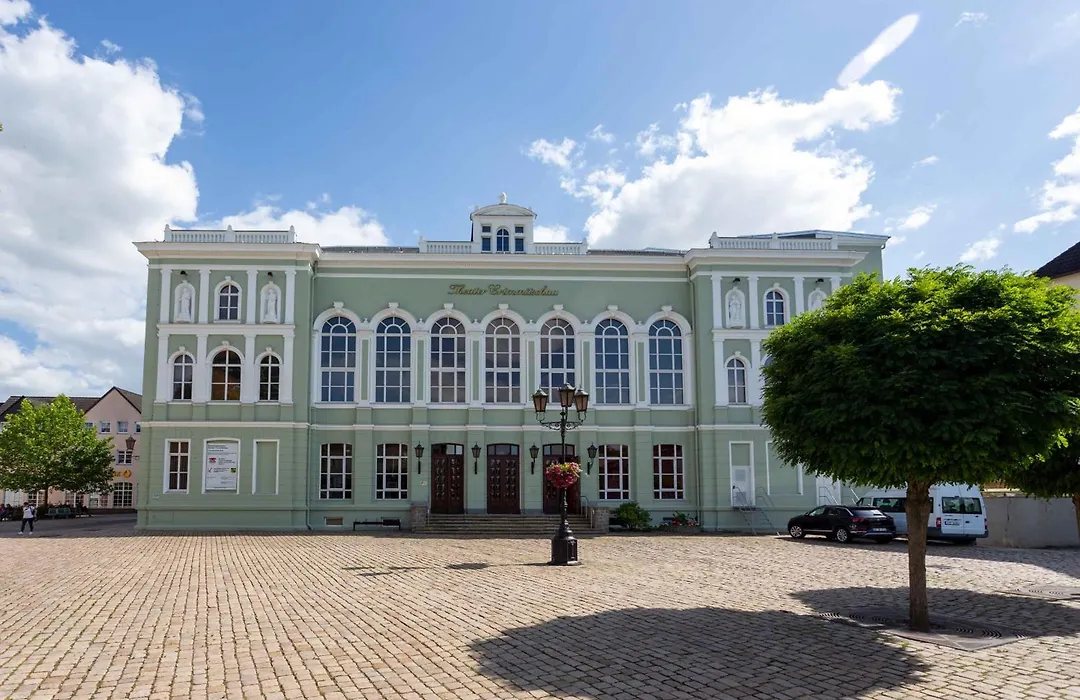 Hotel Mauritius - Im Herzen von Crimmitschau - Frühstück buchbar - Restaurant - Café - Fahrradbox-1