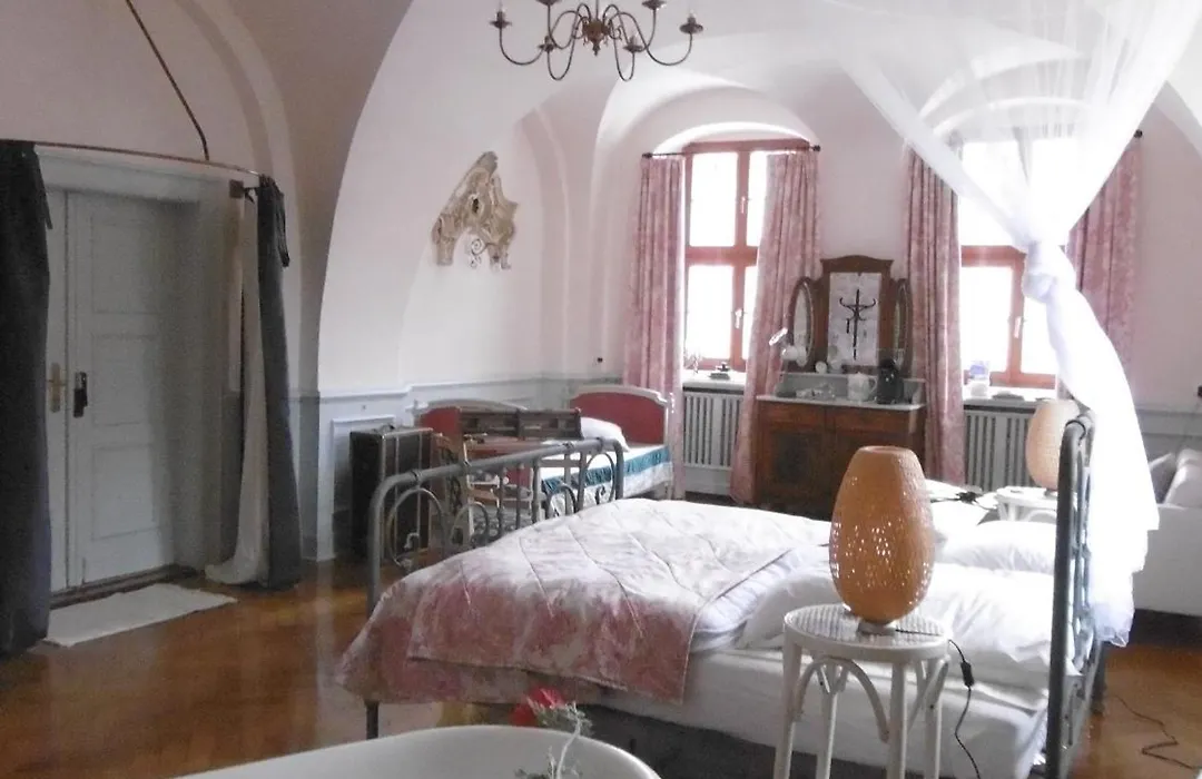 Apartone Palais-Apartments-1