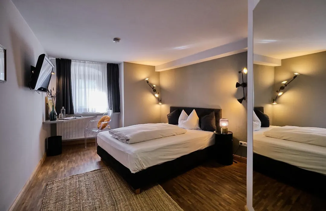 Hotel Roter Hahn-1