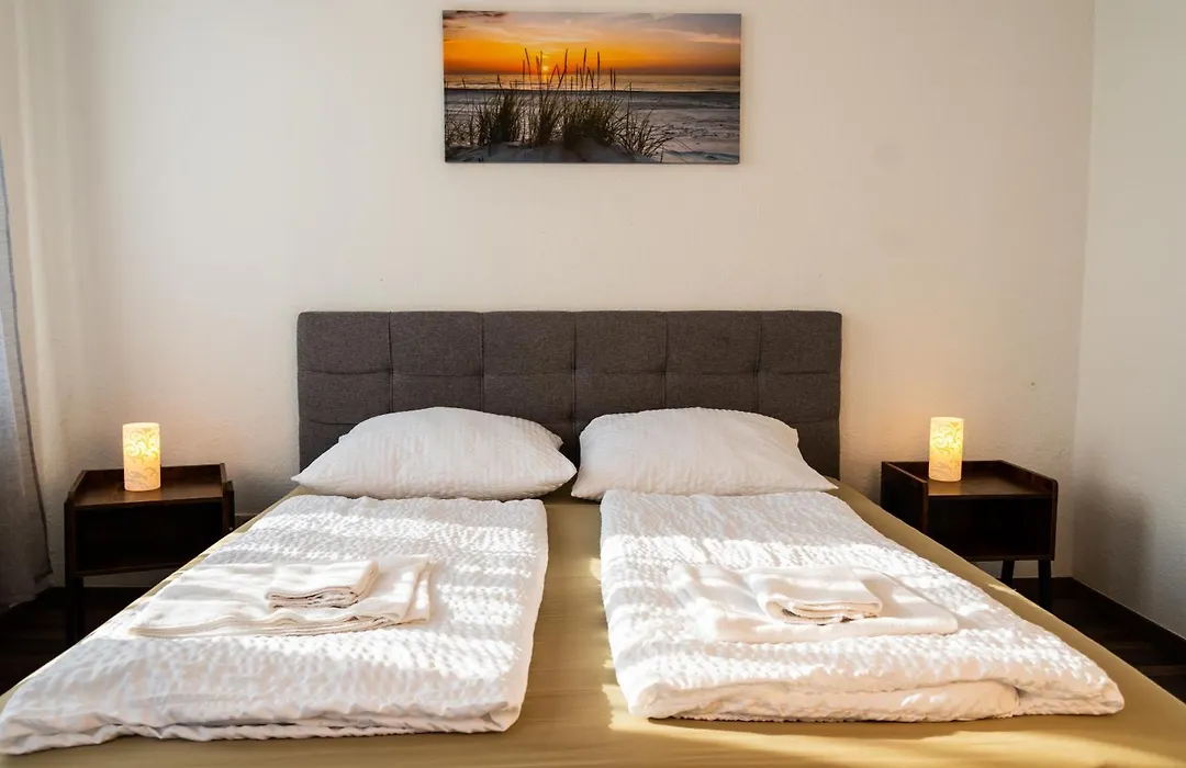 Apartmenthaus Rankestraße 4-1