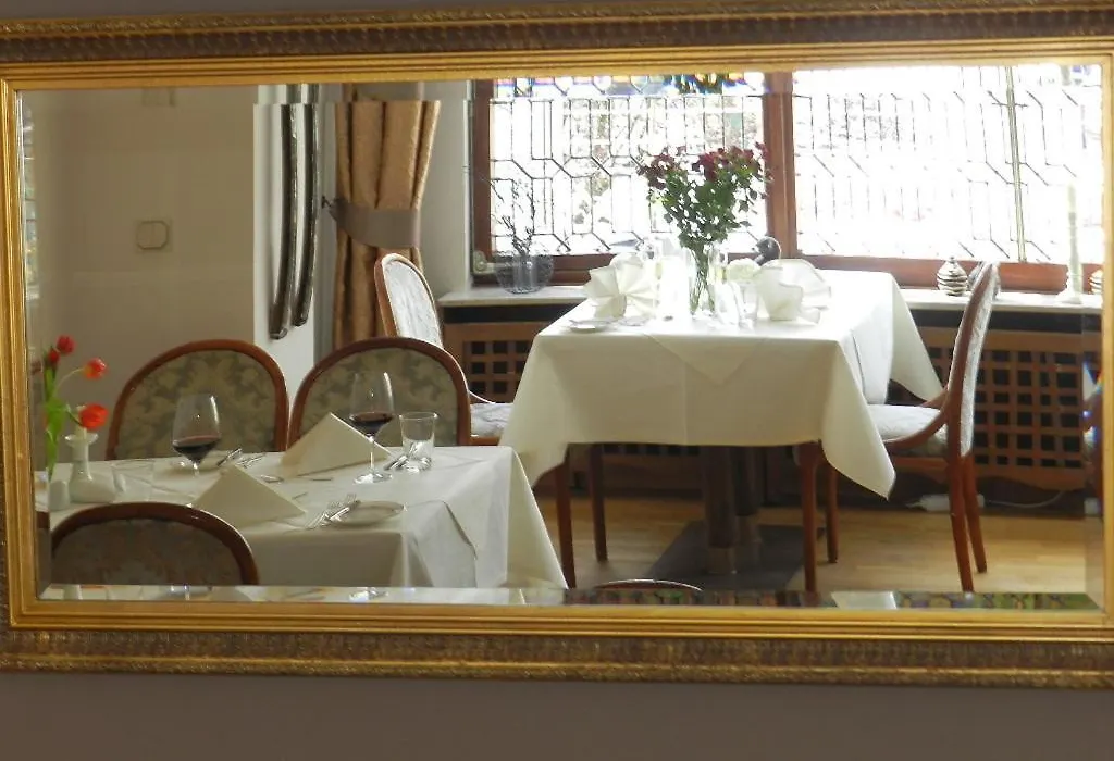Garni Hotel Moselschild-1