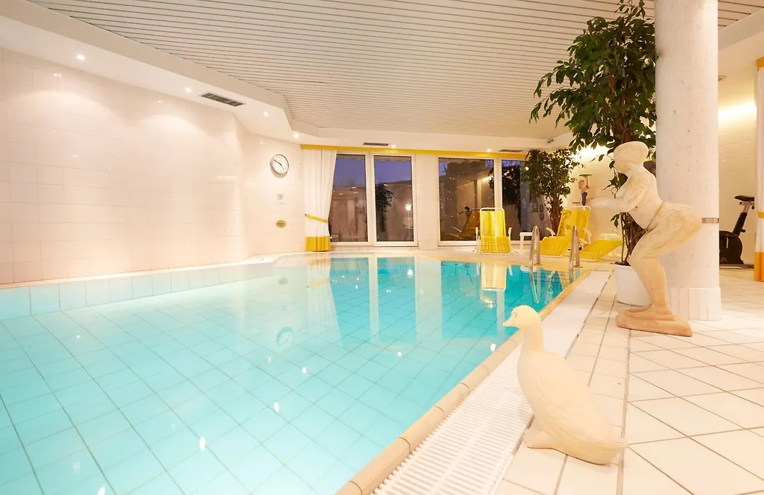 Hotel Kastanienhof-1