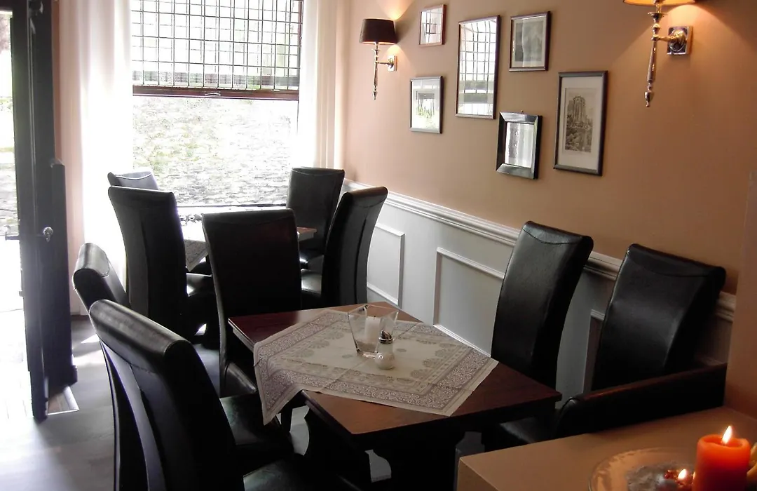Hotel-Café-Burg Stahleck-1