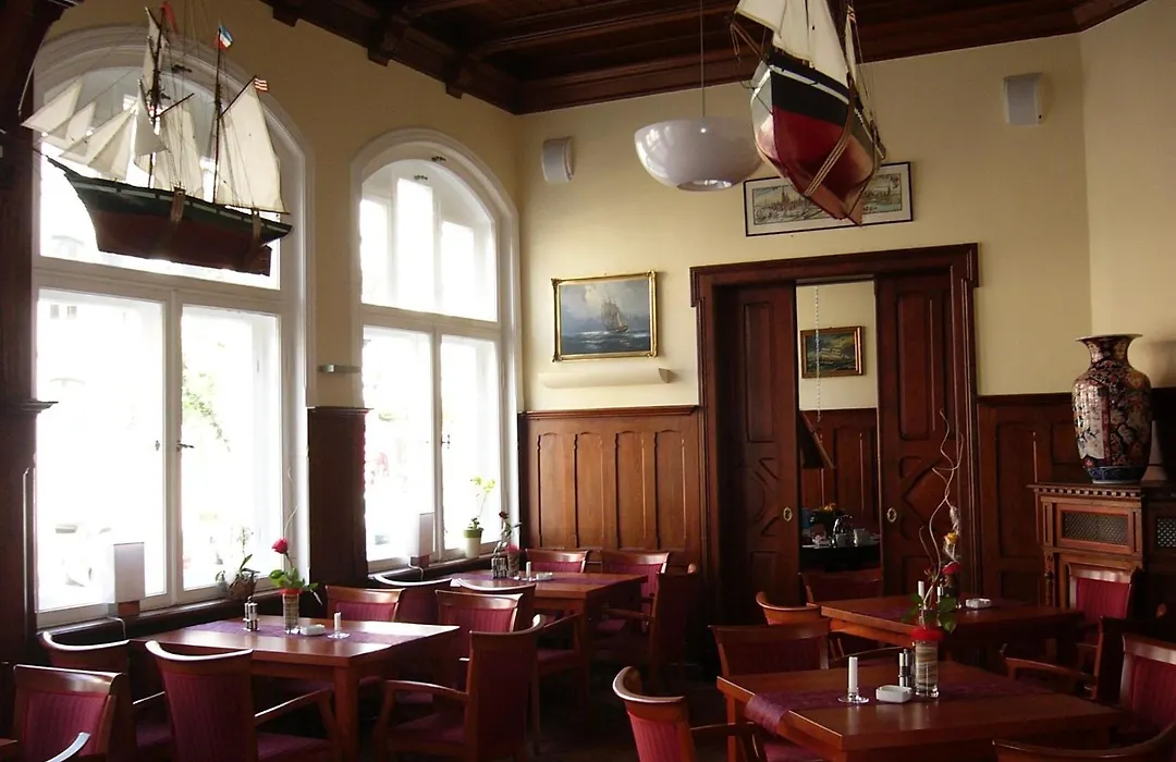 Restaurant&Hotel Wismar-1