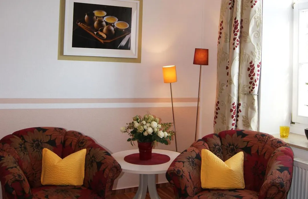 Deluxe Apartments der Alten Apotheke Prerow-1