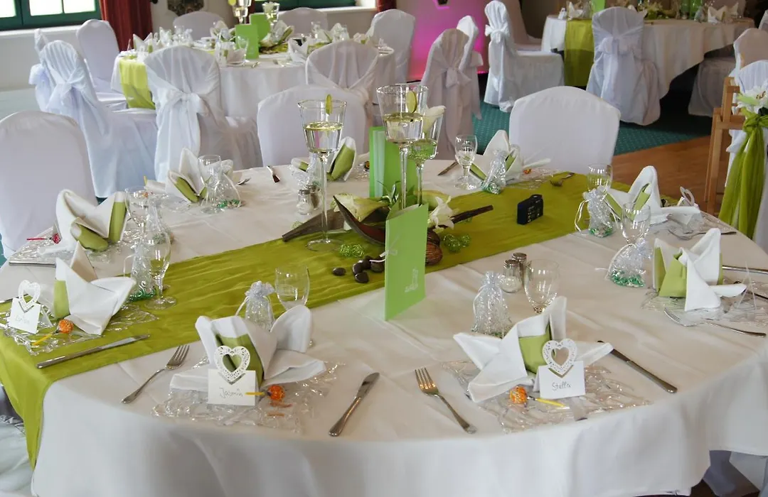 Gastwirtschaft&Hotel Hallescher Anger-1