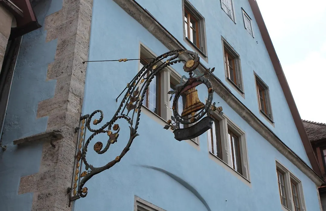 Glocke Weingut Und Hotel-1