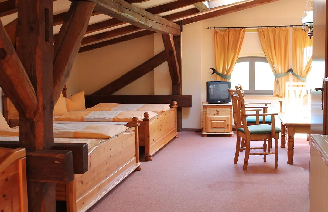 Landhotel Zur Scheune-1