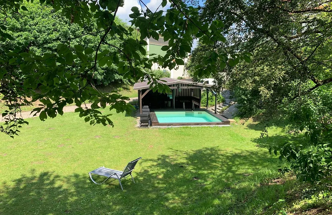 Villa Mit Pool Und Grillplatz In Regensburg-1