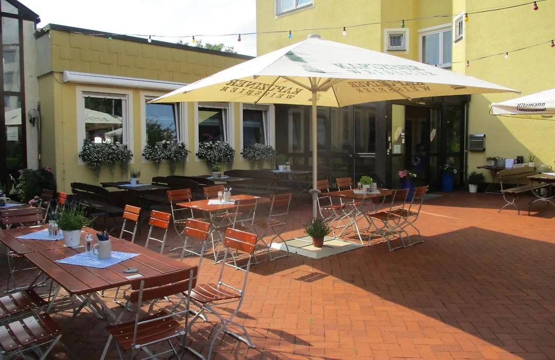 Hotel Tennenloher Hof-1