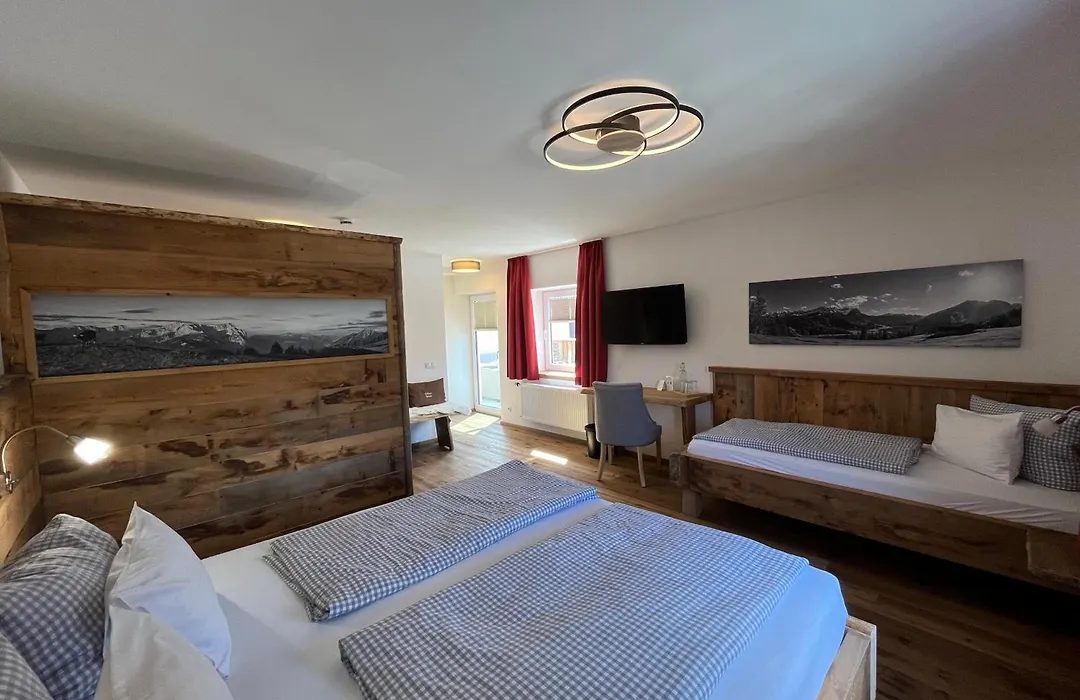 Hotel Garni Alpengruss-1