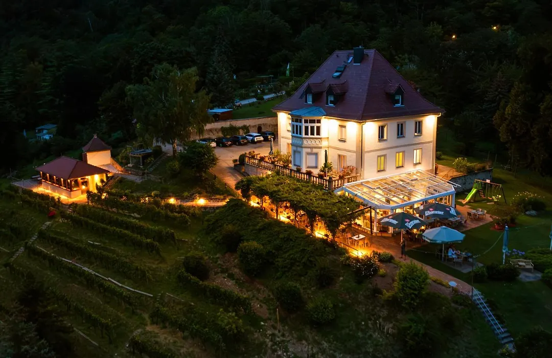 Flair Hotel Villa Ilske-1