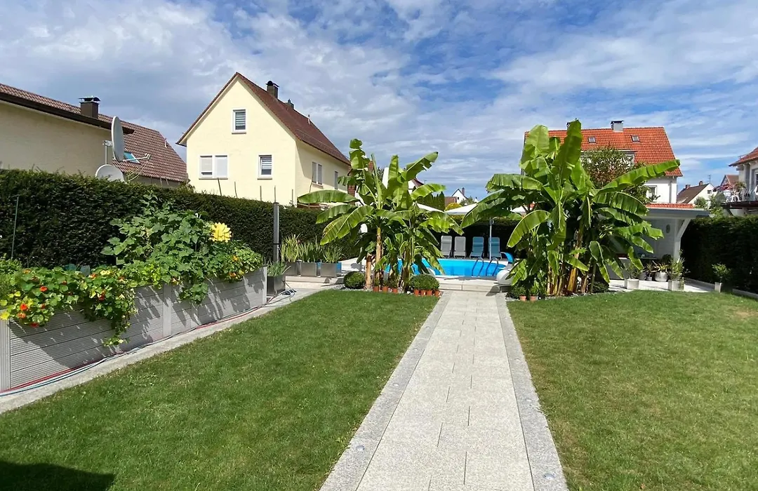 #5 HQ Studio in bester Lage-1
