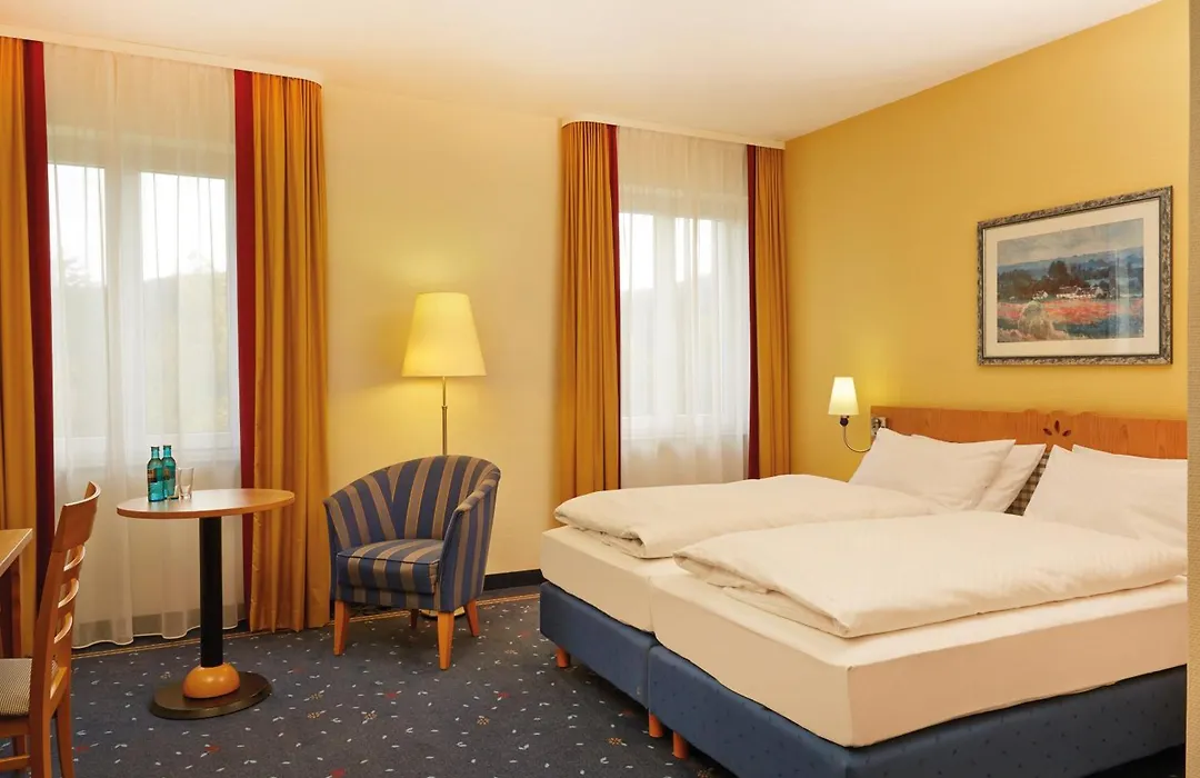 Sunday Hotel Friedrichroda & Spa-1