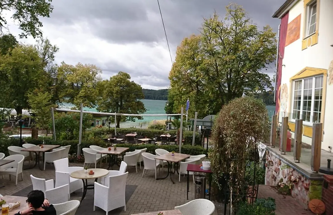 Strandhotel Buckow gut-Hotels SEE-1