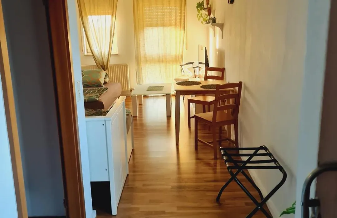 Mels Apartment-1
