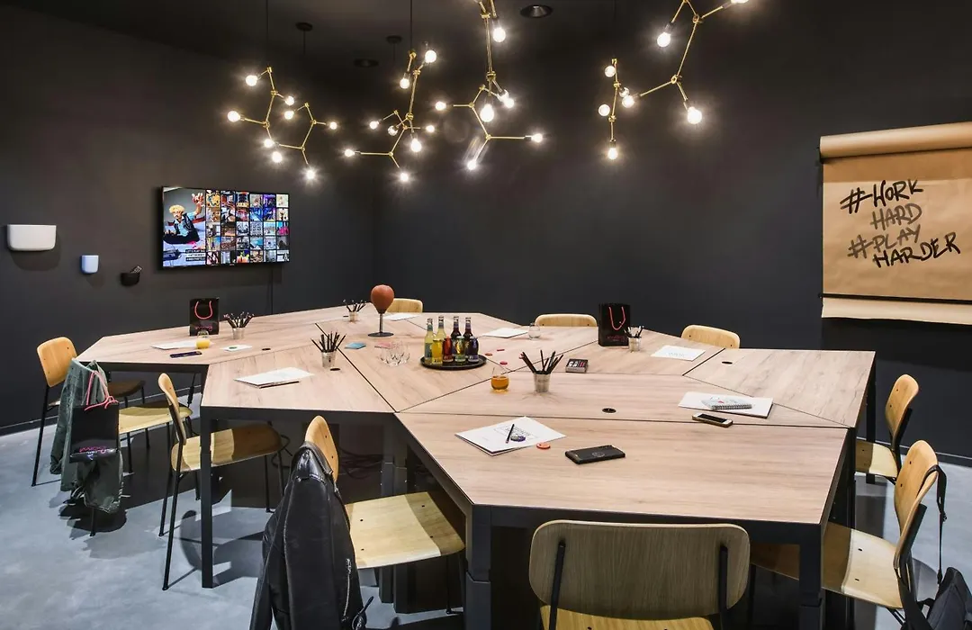 Moxy Stuttgart Feuerbach-1
