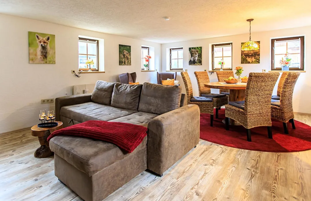 Ferienhaus Sissi - Wellness-Paradies in ruhiger Lage mit Whirlpool und Sauna-1