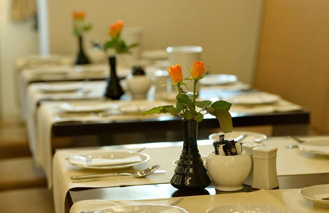 Best Western Hotel Kaiserhof-1