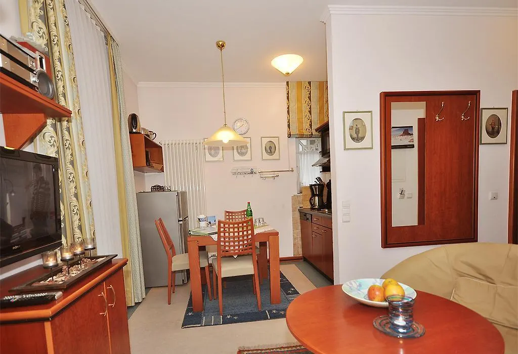 Villa Gudrun by Unsere Urlaubszeit-1