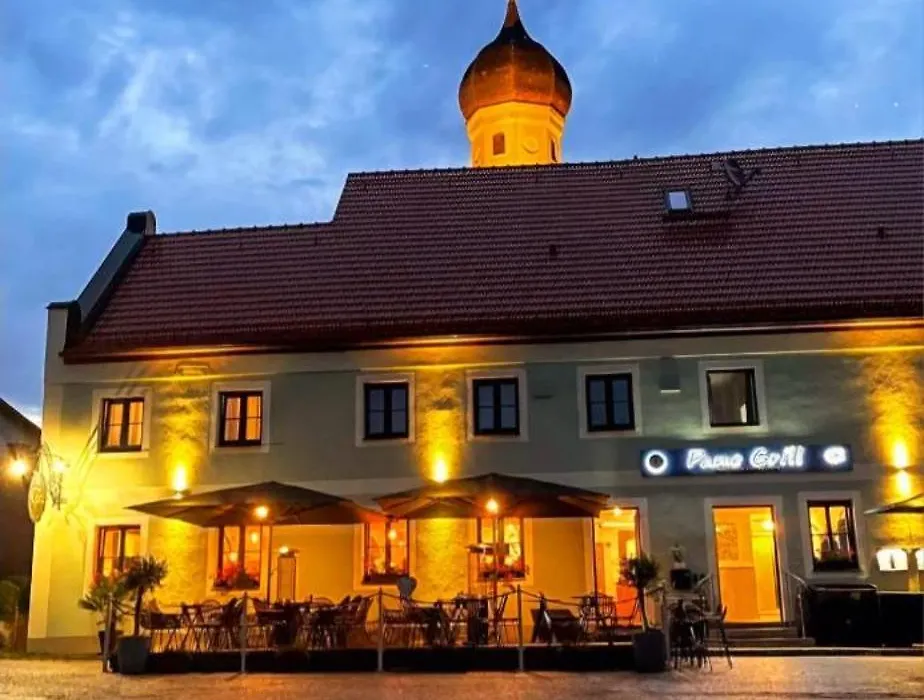 Hotel Pame Grill-1